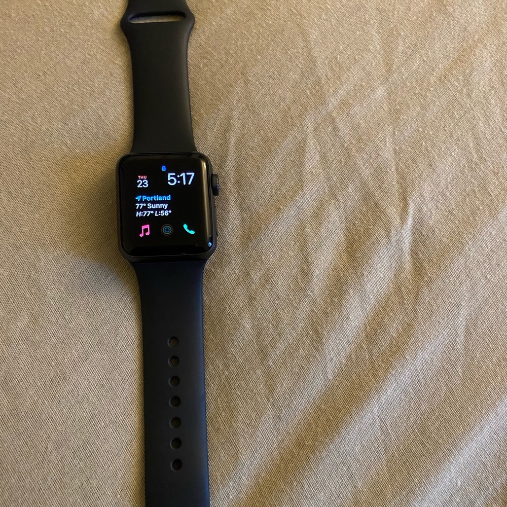 SOLD!!!! Apple Watch series 3